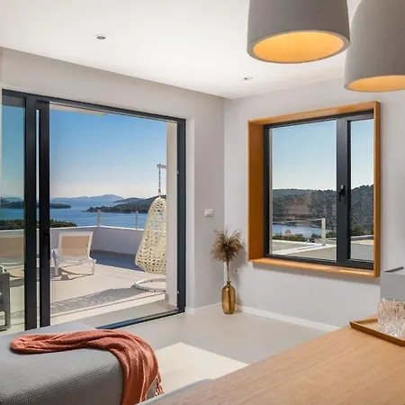 別荘 Ferienhaus Mit Privatpool Fur 8 Personen Ca 353 Qm In Jezera, Dalmatien Norddalmatien イェゼラ