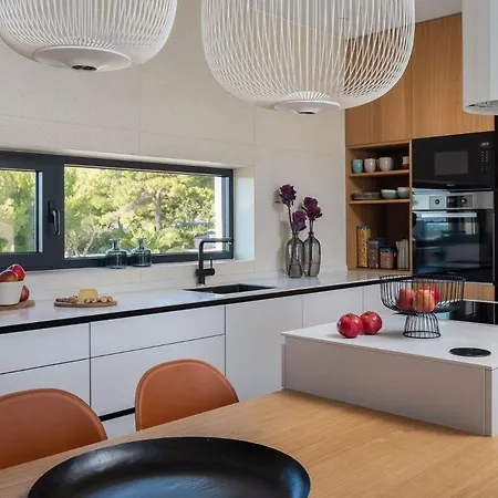 Ferienhaus Mit Privatpool Fur 8 Personen Ca 353 Qm In Jezera, Dalmatien Norddalmatien *