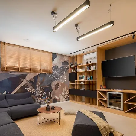 別荘 Ferienhaus Mit Privatpool Fur 8 Personen Ca 353 Qm In Jezera, Dalmatien Norddalmatien イェゼラ